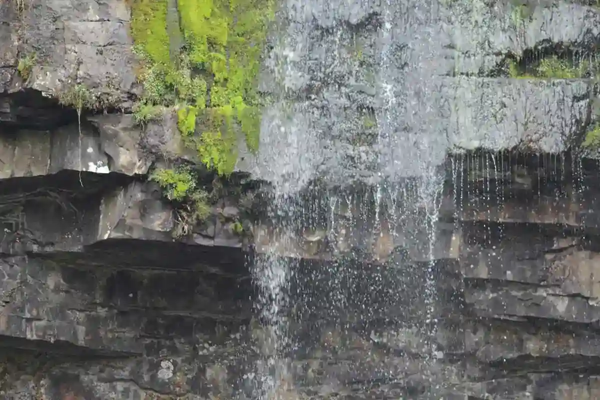 Henrhyd Falls Waterfall